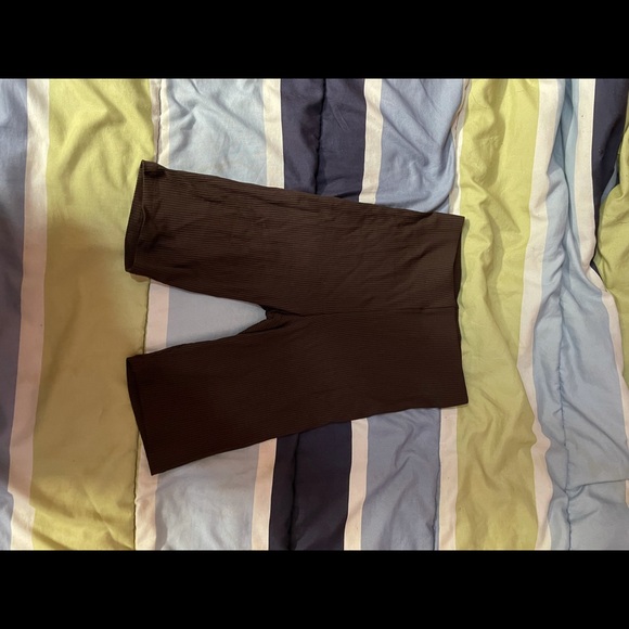 H&M Biker Shorts - Picture 1 of 3